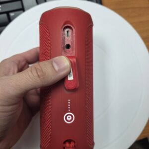 JBL Flip 4 Portable Wireless Bluetooth Speaker Red JBLFLIP4RED