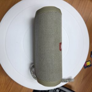 JBL Flip 4 Portable Wireless Bluetooth Speaker Green JBLFLIP4TELAM