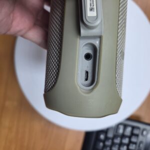 JBL Flip 4 Portable Wireless Bluetooth Speaker Green JBLFLIP4TELAM