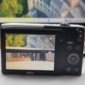 Nikon COOLPIX S3200 16.0MP Digital Camera Silver Optical Zoom