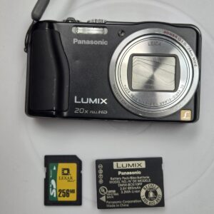 Panasonic Lumix DMC-ZS19 Digital Point and Shoot Camera, Black {14.1MP} w/batter