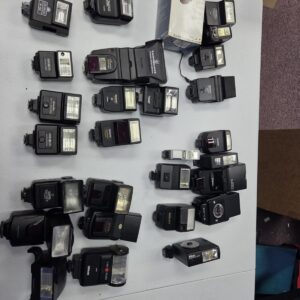 Lot of 29 Mixed Lot of Canon Vivitar Promatic Contax Minolta Sunpak Flashes