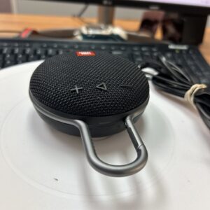 JBL Clip 3 Portable Bluetooth Speaker Waterproof Wireless w/ Carabiner - Works